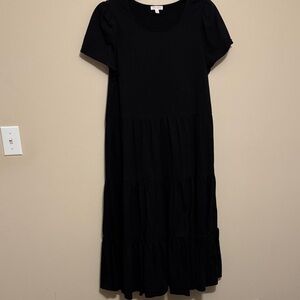 Riley & Rae Black Midi Dress
